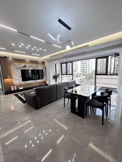 成都碧桂园天玺湾4室2厅129平中楼层/共20层