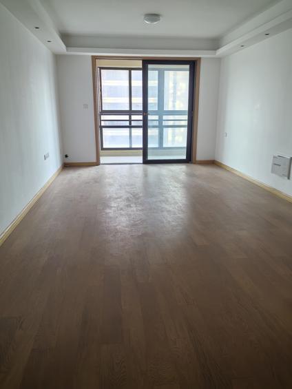 北京中海金玺3室2厅124平中楼层/共24层