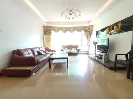 佛山季华新景园3室2厅143平中楼层/共20层