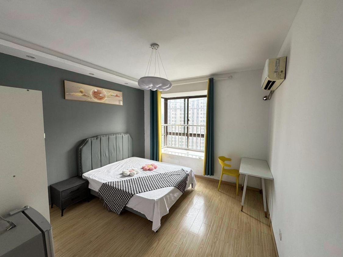 合租·绿洲丰怡园