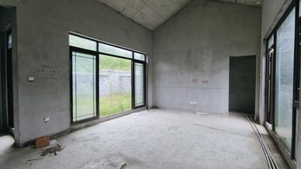 六安荣盛一品原乡3室2厅106平底层/共2层