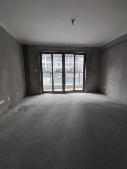 北京龙熙公元4室2厅147平低楼层/共8层