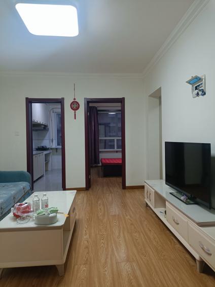 北京华亿紫金城(C区)2室1厅74平中楼层/共18层