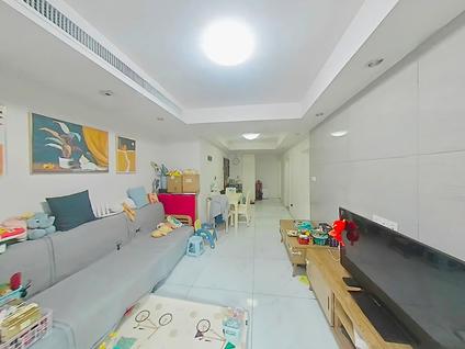 北京浦发御园2室2厅82.42平低楼层/共11层