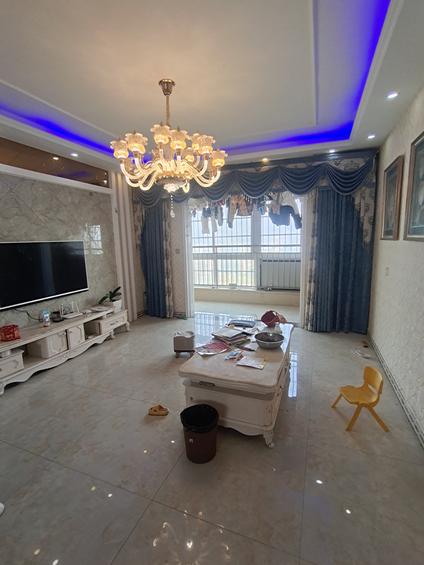 北京滨河金典3室2厅122平高楼层/共28层