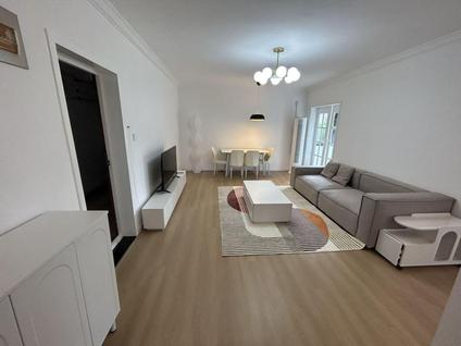 静安曹家渡整租 慈爱公寓2室2厅/119平/中楼层