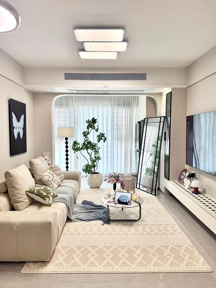 深圳会展湾南岸广场3室2厅86平低楼层/共32层