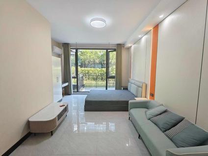 嘉定嘉定新城合租 新城金郡(一期东区)1室1厅/62平/高楼层