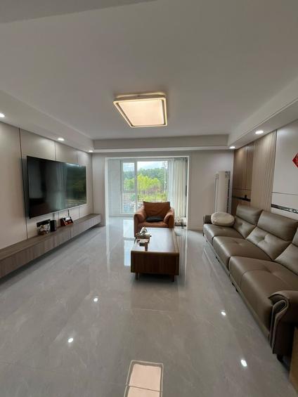 北京世源峰山御园3室2厅129平低楼层/共7层