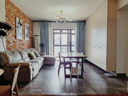 北京国贸城市花园3室1厅126.96平中楼层/共33层