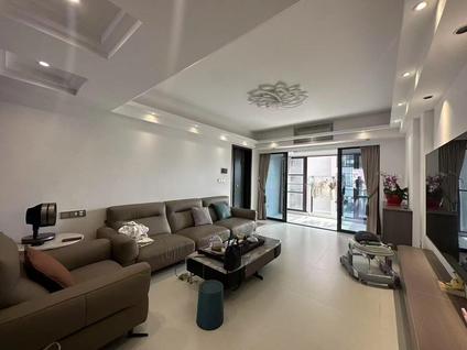 汕头金华豪庭3室2厅110平中楼层/共18层