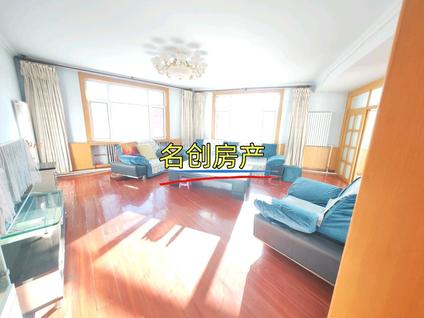 北京民政公寓3室2厅189平高楼层/共3层