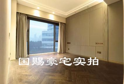 浦东前滩整租 晶耀名邸(一期)4室2厅/264平/顶层