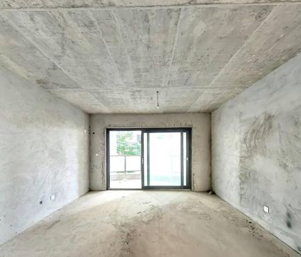 西双版纳曼城4室2厅149.3平低楼层/共15层