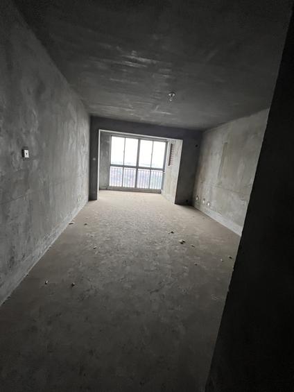 北京龙东湖沪宁中康山庄3室2厅150平中楼层/共12层