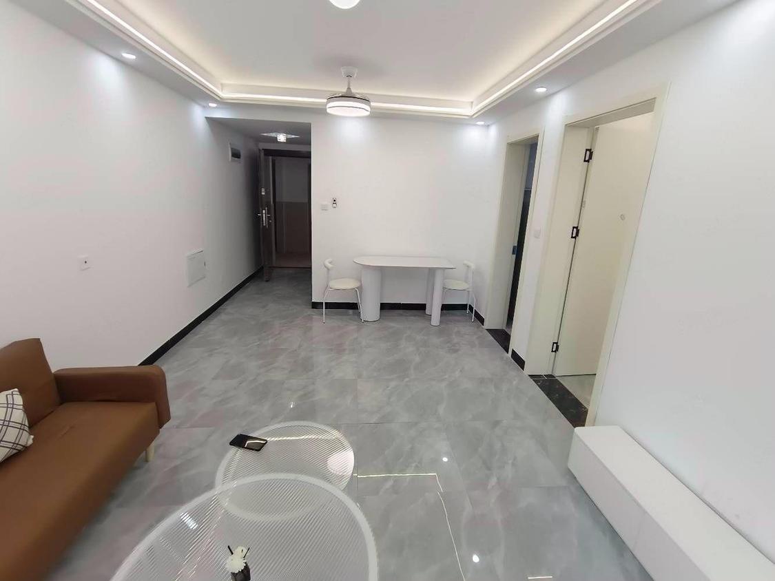 合租·周康五村