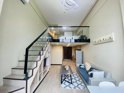 闵行浦江镇合租 鹤坡路84弄小区2室1厅/60平/中楼层