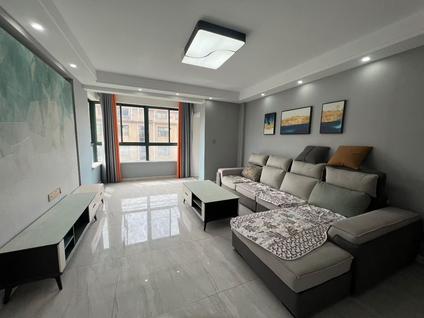 北京世纪花园东区3室2厅120平中楼层/共11层