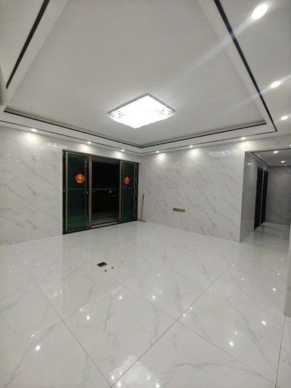 北京华夏广场4室2厅143平高楼层/共32层