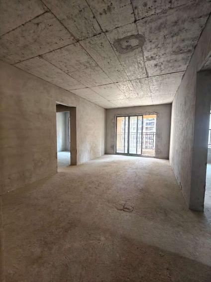 北京华耀城4室2厅111平中楼层/共16层