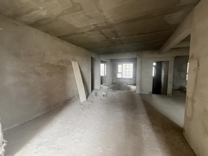 北京湘荆国际城3室2厅126平低楼层/共28层