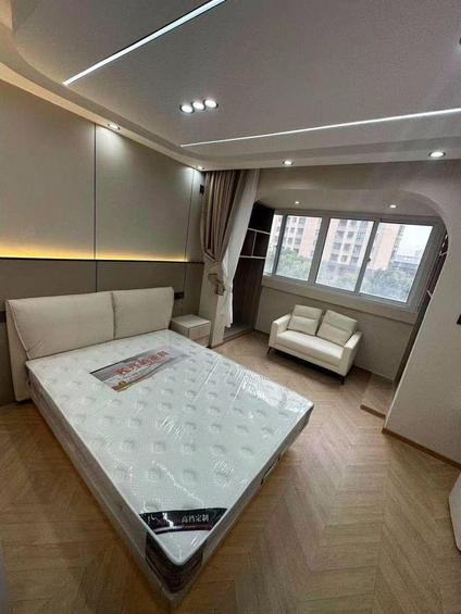 嘉定嘉定新城合租 金沙湾绿地和苑(一期)2室1厅/50平/中楼层