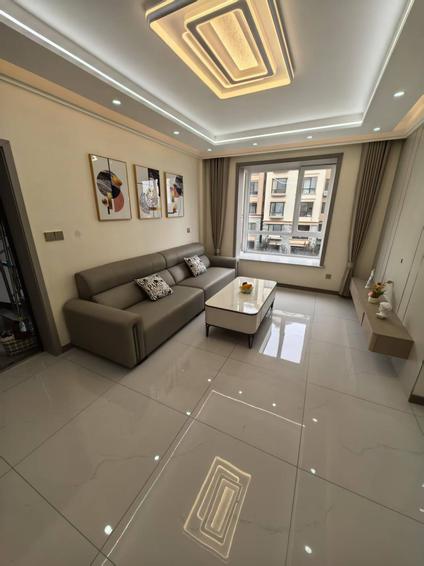 北京凤凰湖(D区)1室1厅54.35平中楼层/共7层