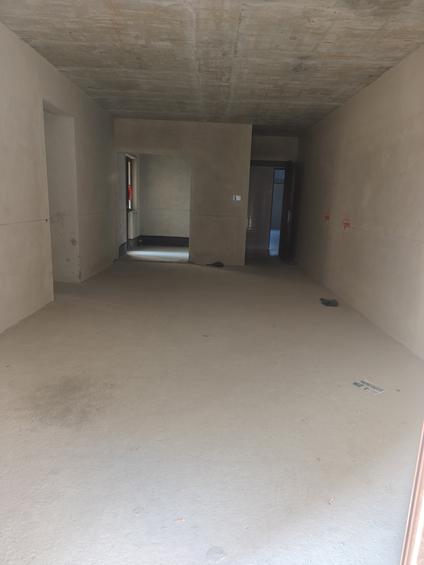 汕尾新城和樾3室2厅120.22平中楼层/共28层