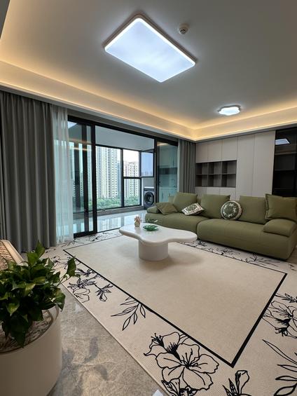 上海金溪路158弄小区3室2厅60平中楼层/共8层