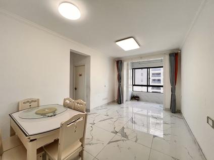 北京万固西江月2室2厅75平高楼层/共18层