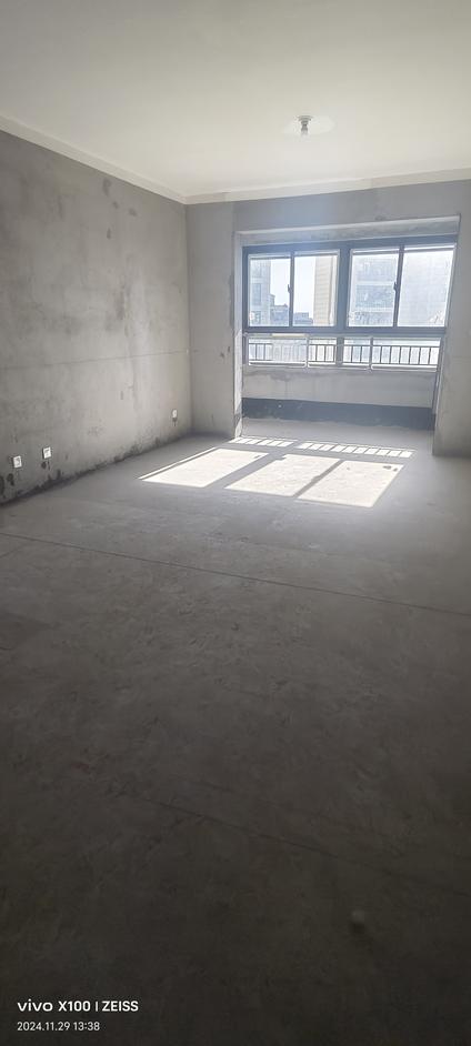 北京江淮郡3室2厅90平中楼层/共17层