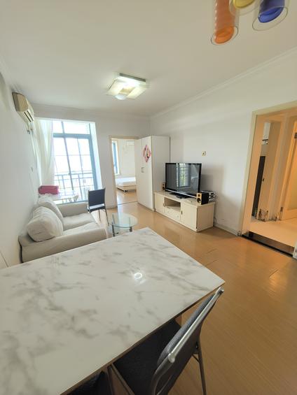 上海万邦都市花园1室1厅57平高楼层/共15层