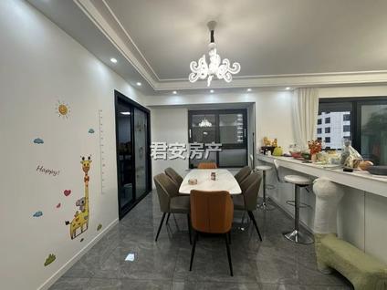 北京丹湖时代城4室2厅127平中楼层/共17层