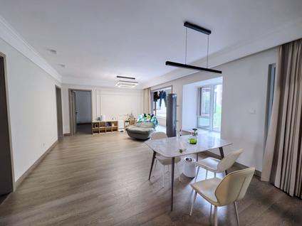 北京金茂悦3室2厅119平低楼层/共27层